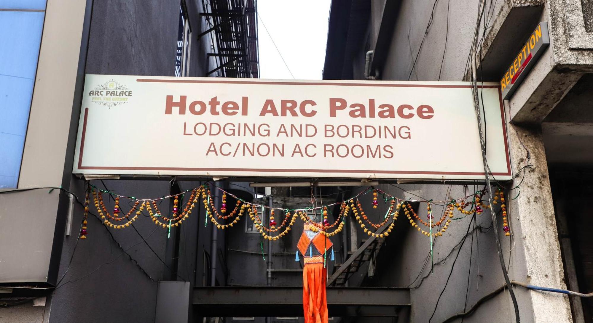 Hotel Arc Palace Bhiwandi Екстериор снимка